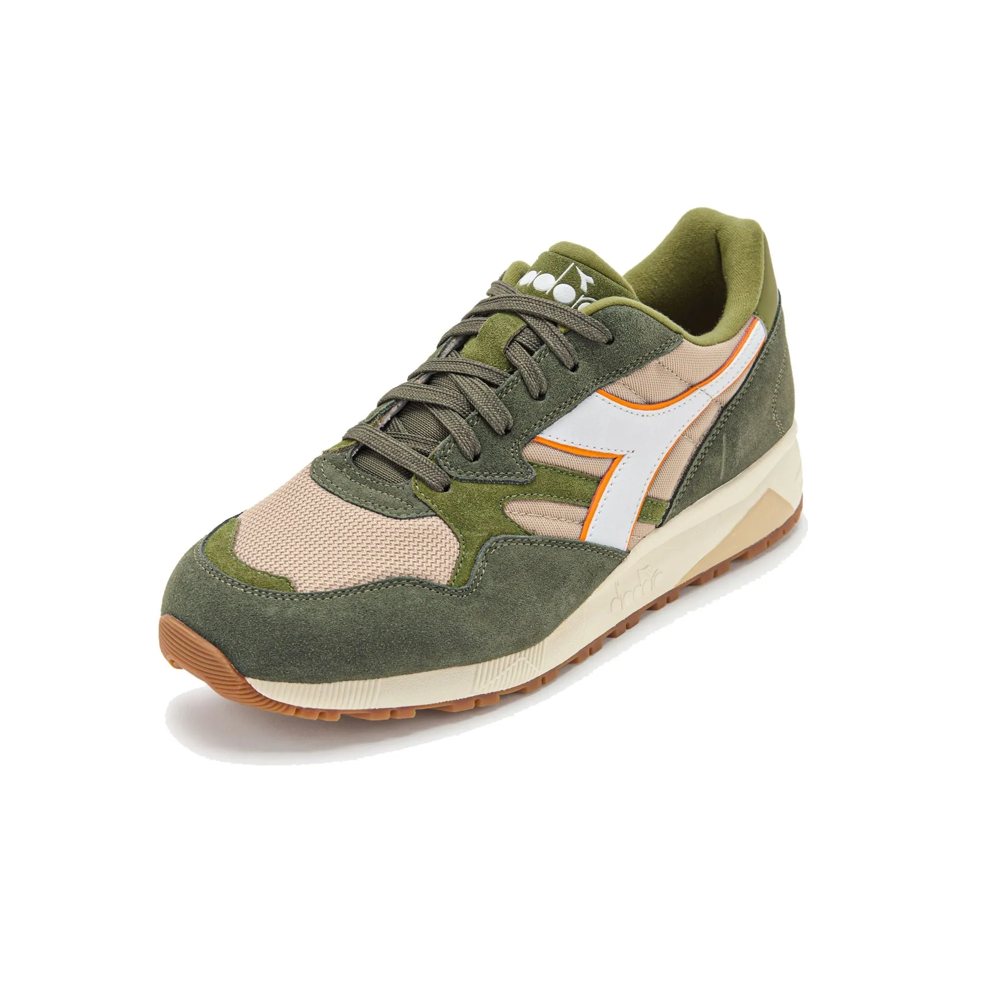 Diadora N902 Trainer