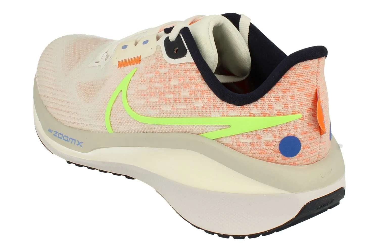 Nike Womens Vomero 17 Runnning Trainers FB8502 100