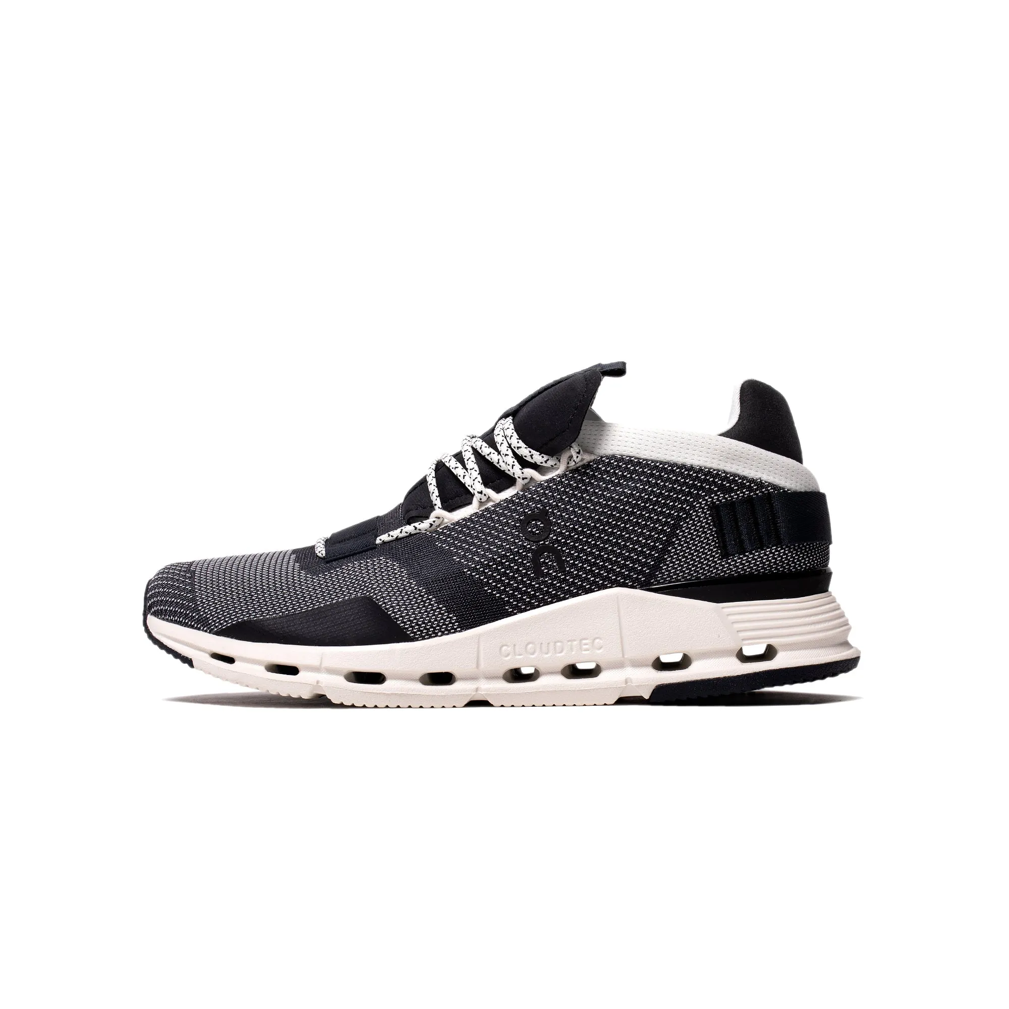On! Men's Cloudnova in Black & White