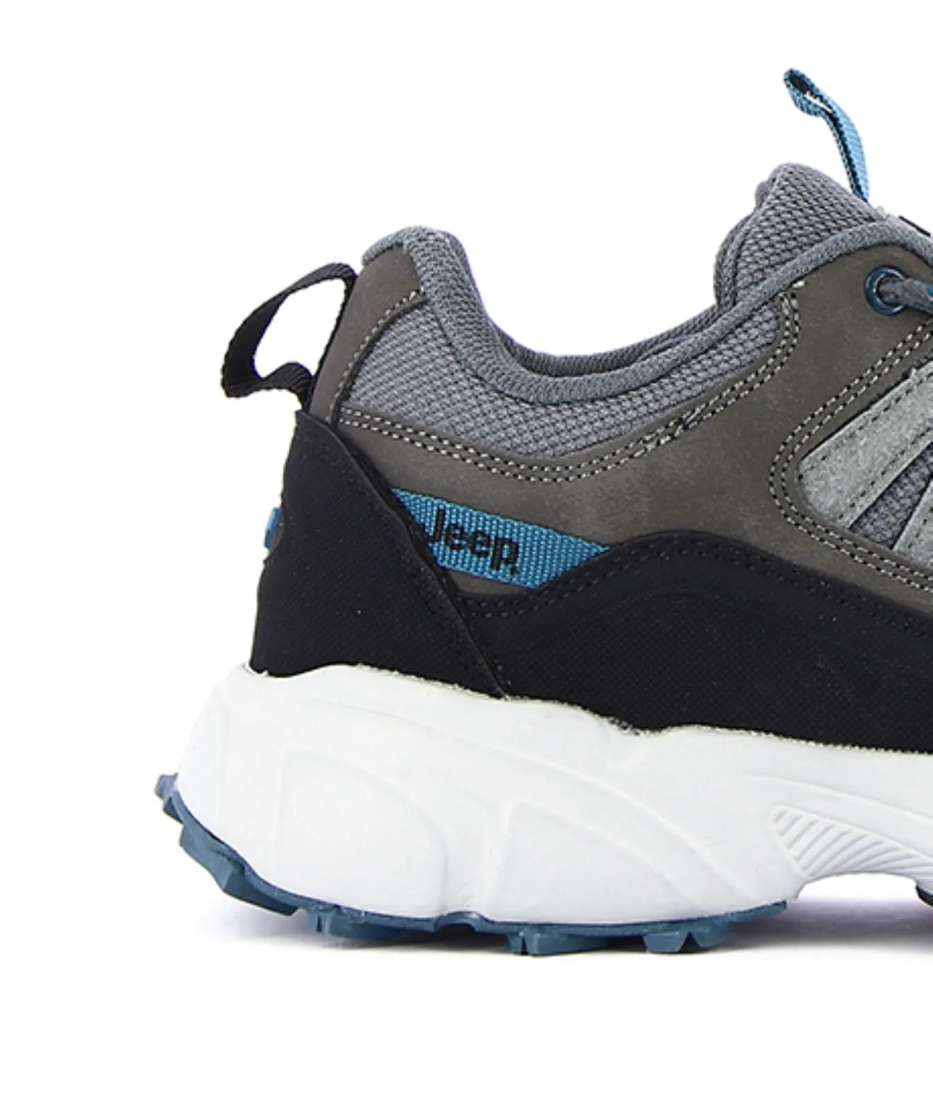 Sneakers grigie da trail